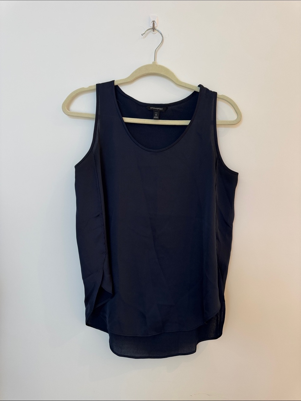 Banana Republic Navy Satin Scoop Neck Camisole